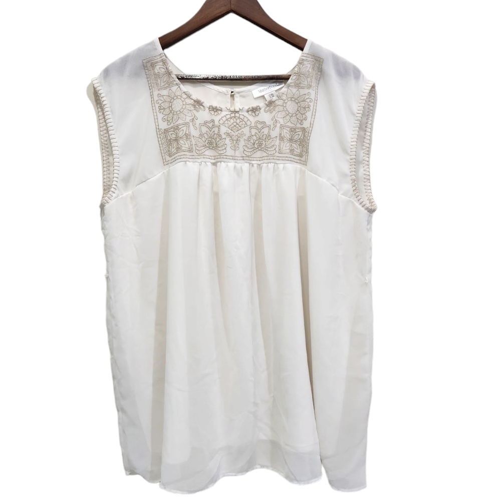 ❤️2/$18 Motherhood Maternity Cream Embroidered Flowy Top Blouse XL - Picture 1 of 7